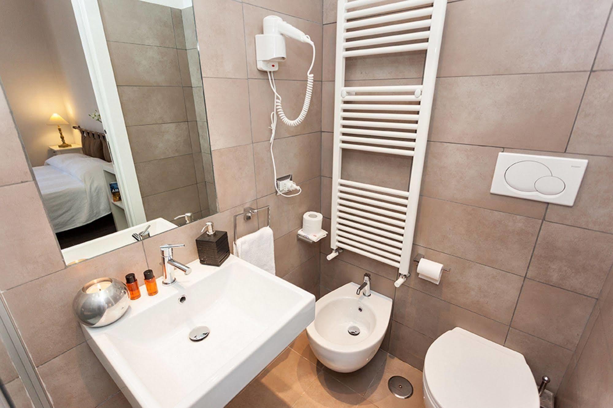 B&B Ai 2 Papi Rzym Zewnętrze zdjęcie